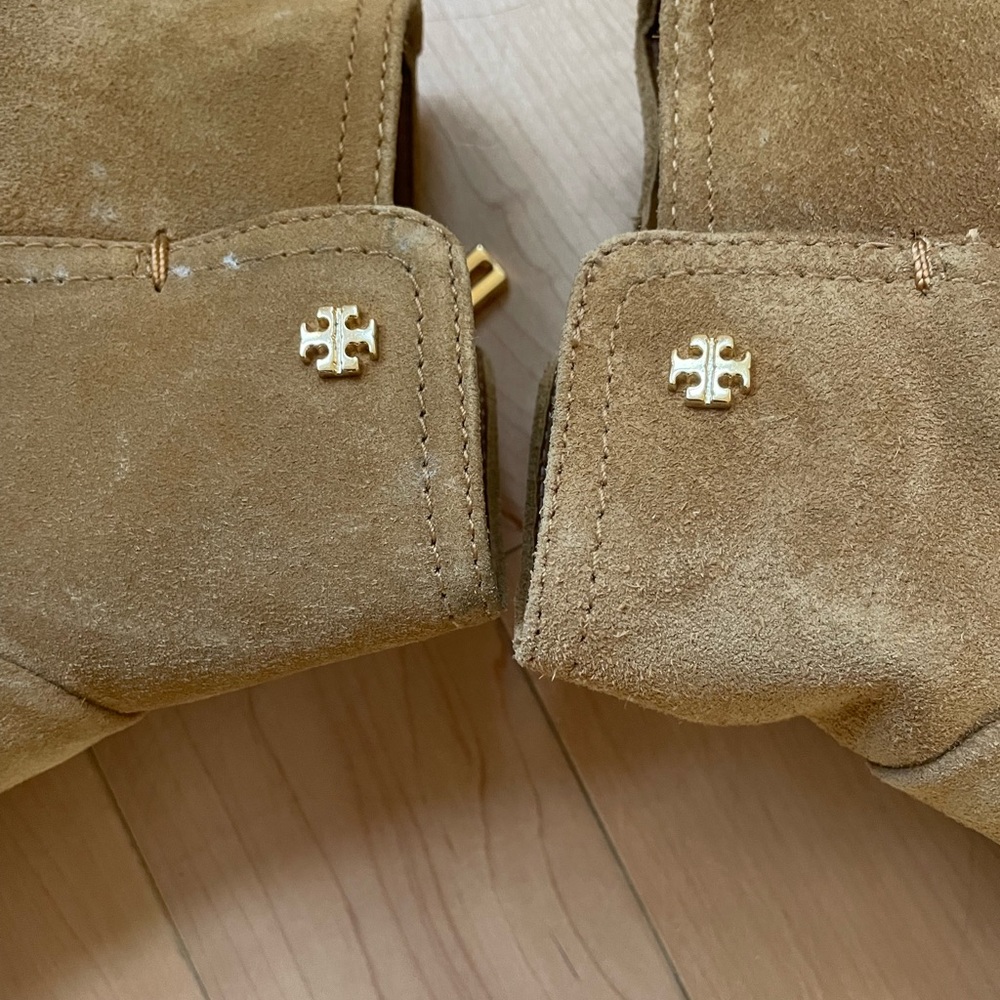 Boots - Picture 6 of 8